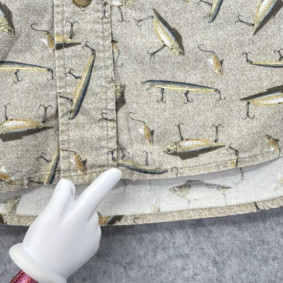 Woolrich Camp Shirt Mens XL Short Sleeve Tan Fishing Lures Button Down Stretch - Picture 12 of 16